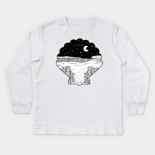 Simple Beach Seashell Illustration Kids Long Sleeve T-Shirt